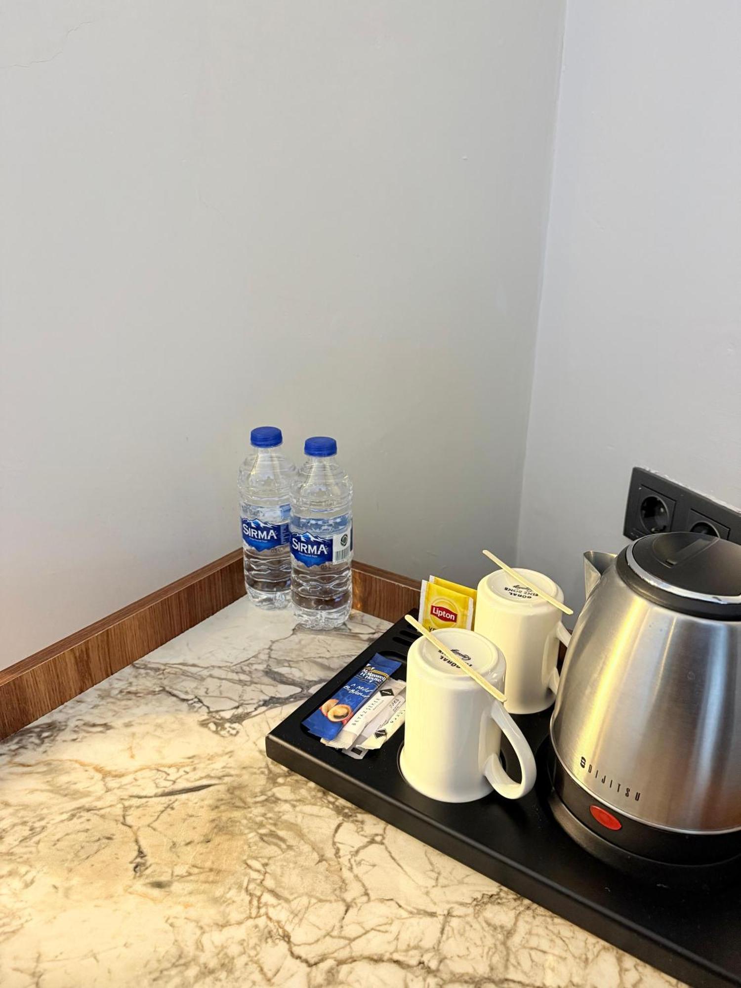 The Yali Konak Hotel Izmir Bagian luar foto