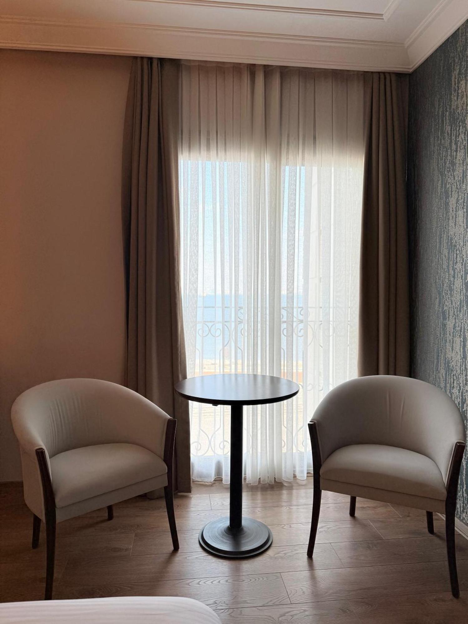The Yali Konak Hotel Izmir Bagian luar foto